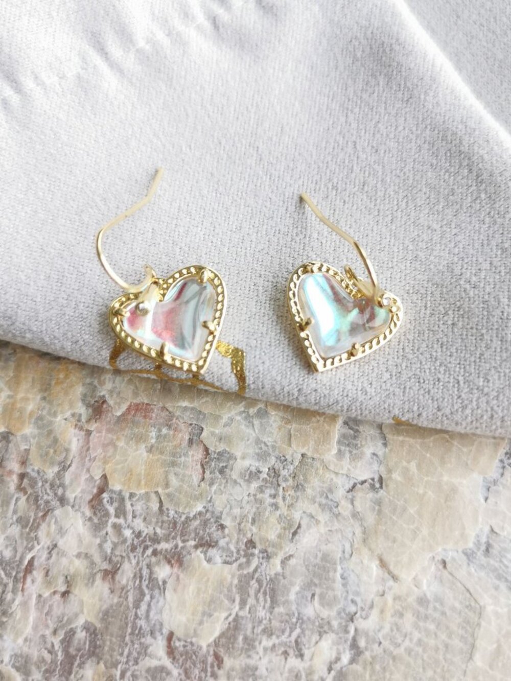 Kendra Scott Ari Heart Drop Earrings - Picture 3 of 4